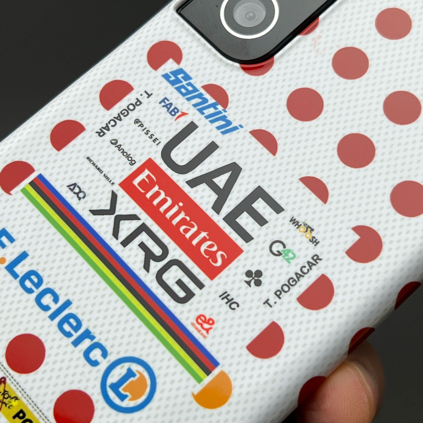 Coque de téléphone Tadej Pogacar 2024 Dual Triumph jaune et rose en jersey par DIZZY