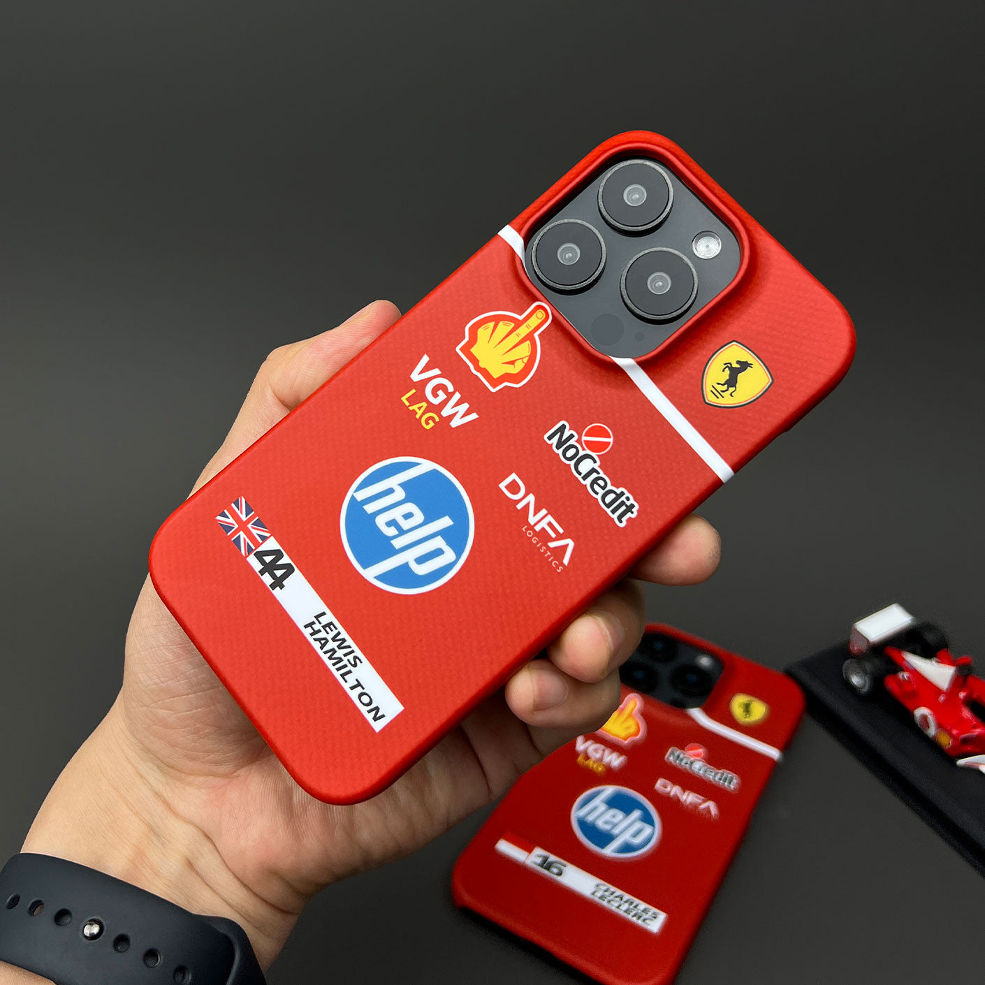 Funda para teléfono Tadej Pogacar 2024 Dual Triumph en jersey amarillo y rosa de DIZZY